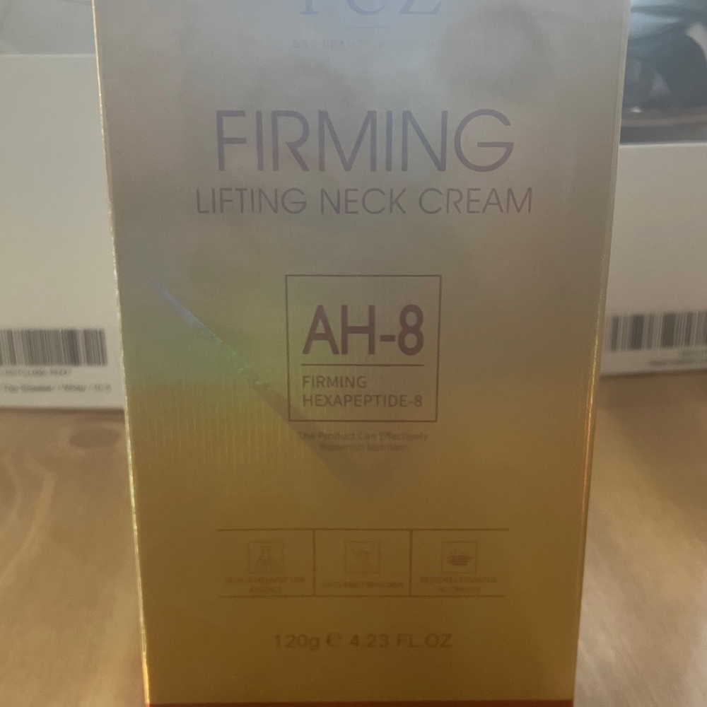 Firming Lifting Neck Cream - Gold